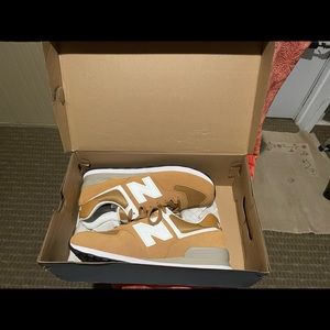 Brand new in box New Balance Classic